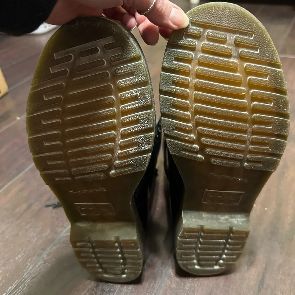 Dr. Martens 1460 Smooth Leather Lace-Up Boots Size 10 - Picture 10 of 13